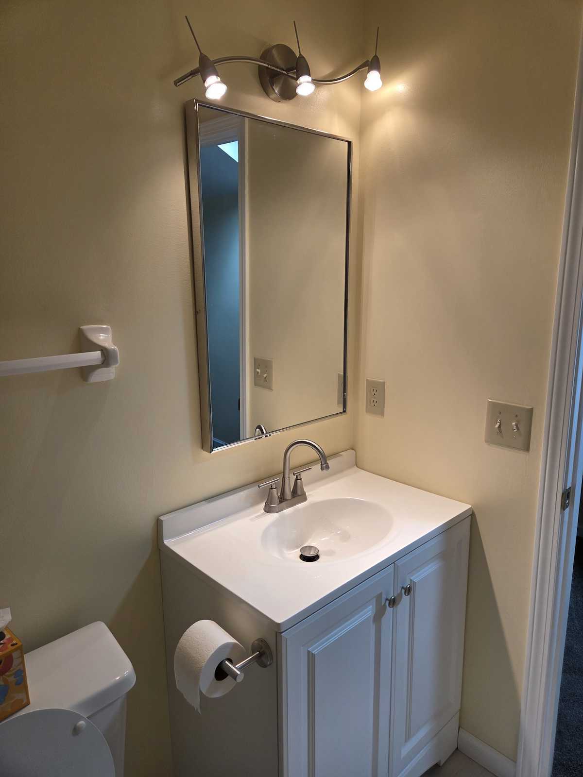 Building Photo - 6067 Abbey Church Rd