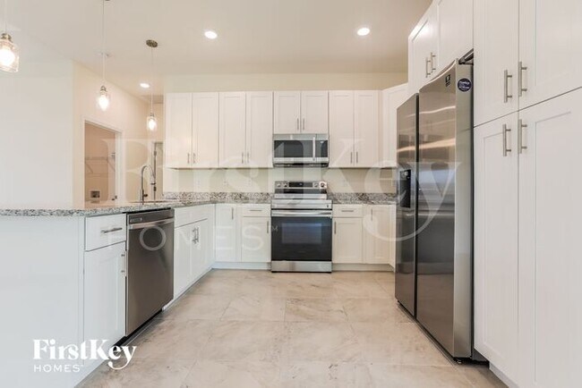 Building Photo - 4594 Flamlau Ave