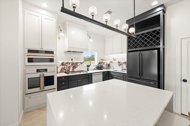 Building Photo - 1304 Katelyn Ct