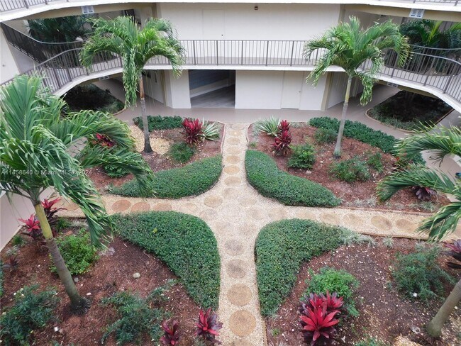 Building Photo - 8005 SW 107th Ave