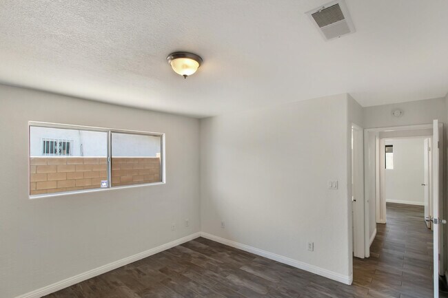 Building Photo - 82130 Adobe Rd