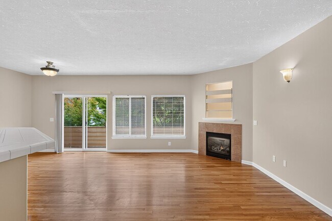 Building Photo - 1389 SW 22nd Terrace