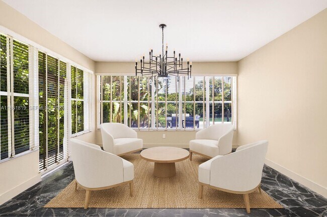 Building Photo - 3180 N Bay Rd