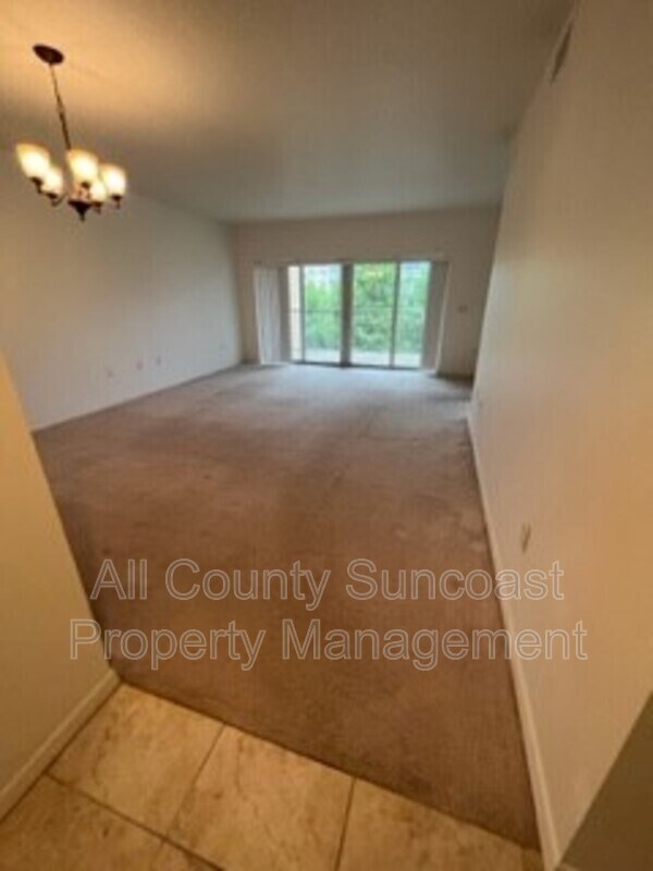 Building Photo - 960 Starkey Rd