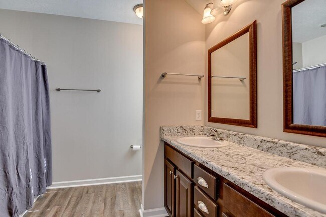Building Photo - 5006 Copse Dr