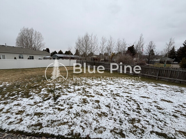 Building Photo - 2391 Caliber Pl