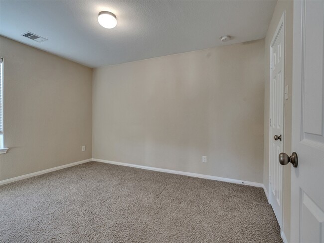 Building Photo - 2750 Villa Bella Ct