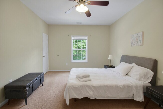 Building Photo - 6799 Wilson Blvd