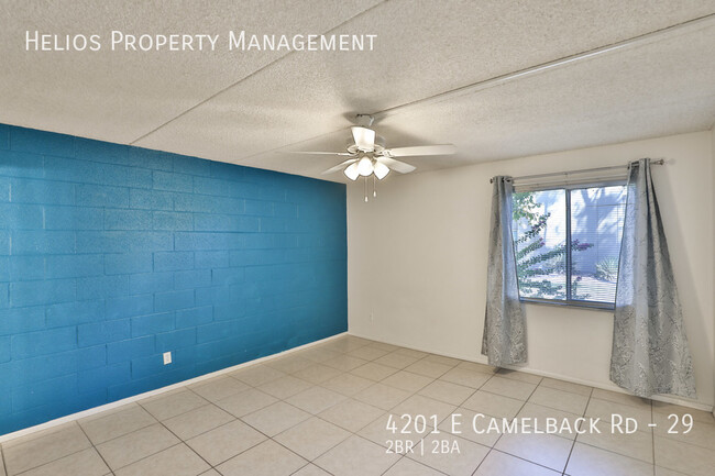 Building Photo - Great Condo in historic Phoenix!