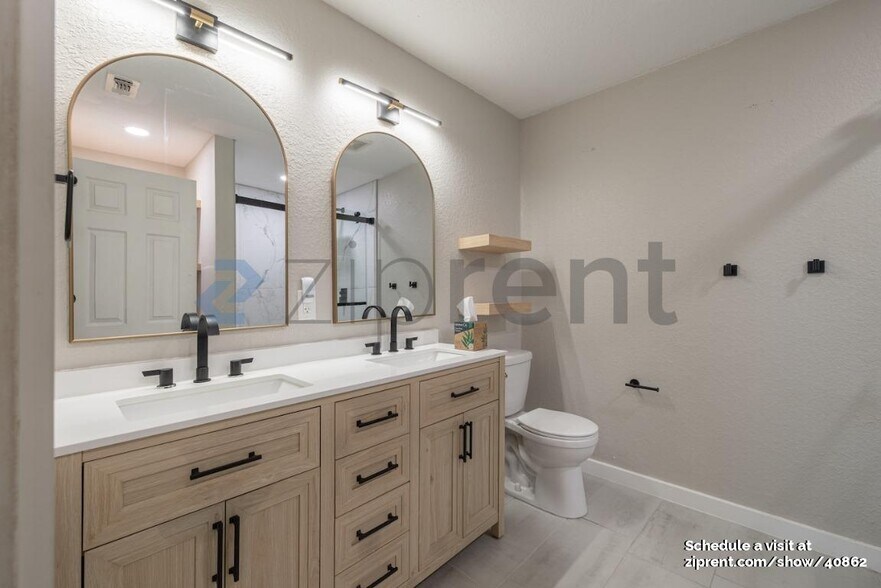 Building Photo - 6706 Raintree Pl
