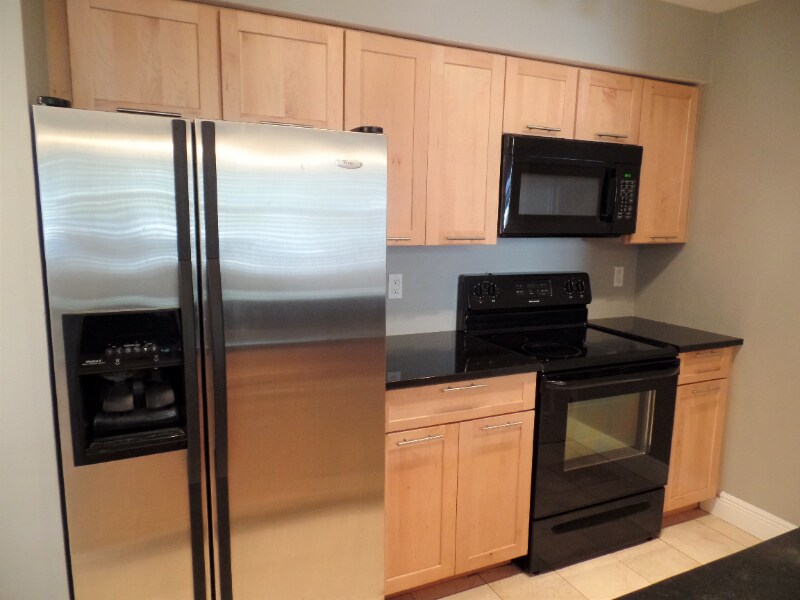 Building Photo - 2881 N Oakland Forest Dr