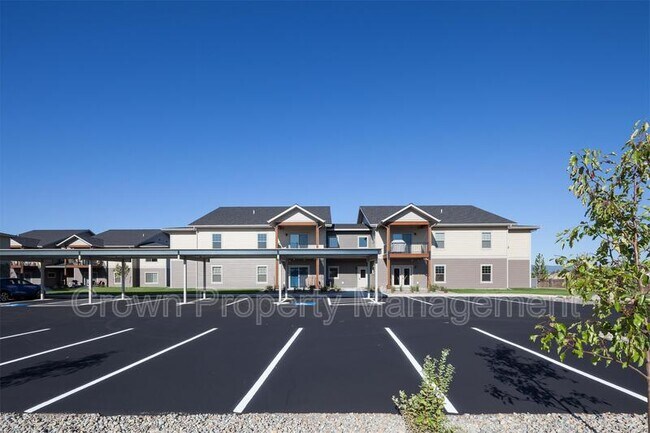 Building Photo - 202 Sawyer Ln