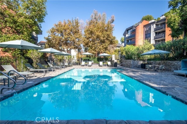 Building Photo - 4774 Park Encino Ln