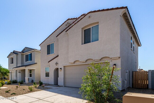 Building Photo - 18207 W Daley Ln