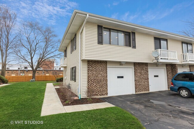 Building Photo - 1422 Tonset Ln