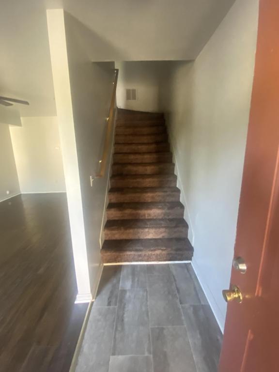 Building Photo - 314 Ardale Dr