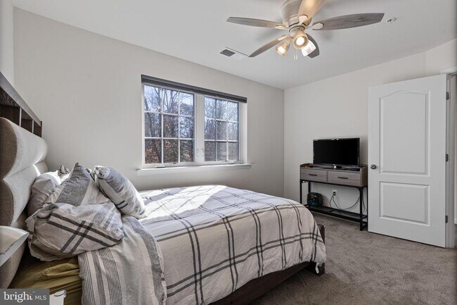 Building Photo - 16414 Tortola Dr