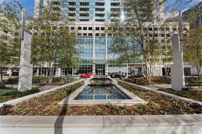 Building Photo - 3324 Peachtree Rd NE