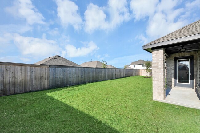 Building Photo - 21239 Speckled Trout Ln