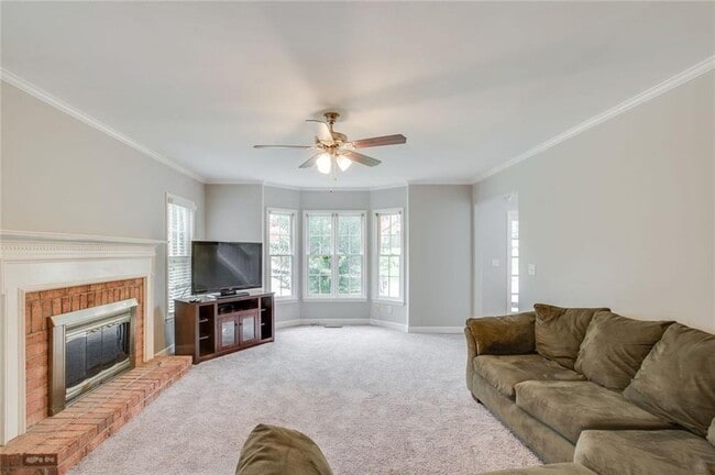 Building Photo - 1489 Justin Dr