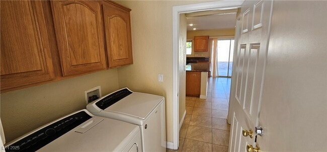 Building Photo - 5876 Capsicum Ct