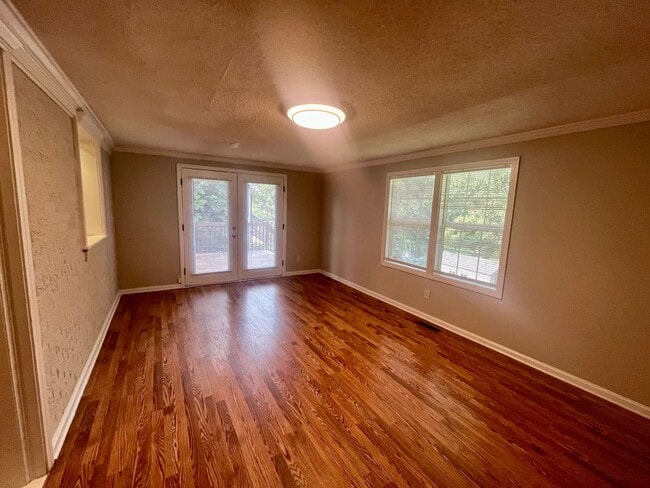 Building Photo - House for Rent In Clemson