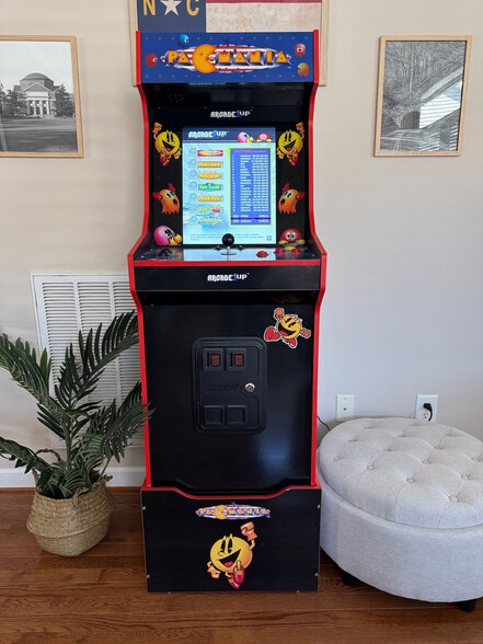 Building Photo - 270 Creatwood Trail