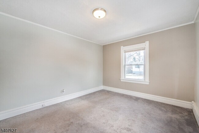 Building Photo - 106 Sadler Rd