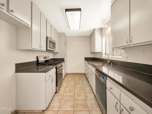 Building Photo - 4808 Vía Colina