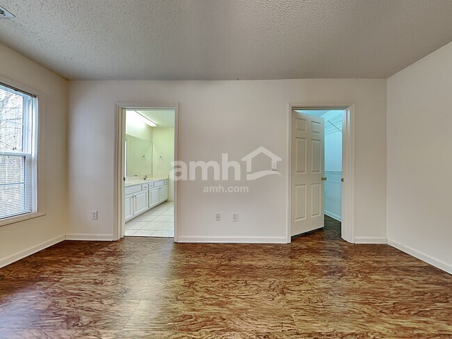 Building Photo - 5700 Regent Village Drive