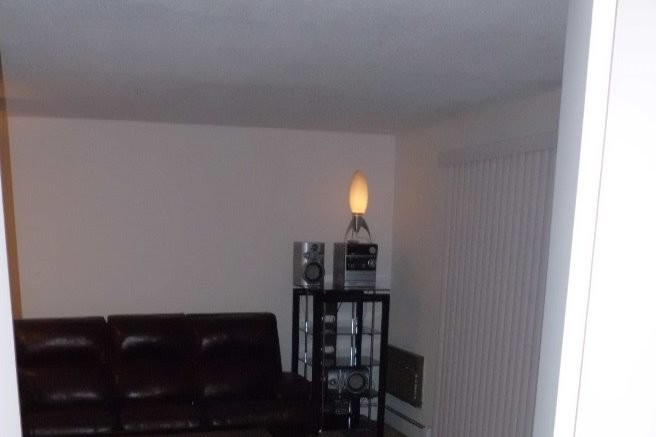 Living Room 5 - 745 S Alton Way