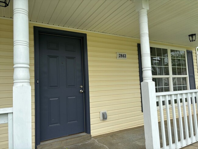 Building Photo - 2863 Rome Ln