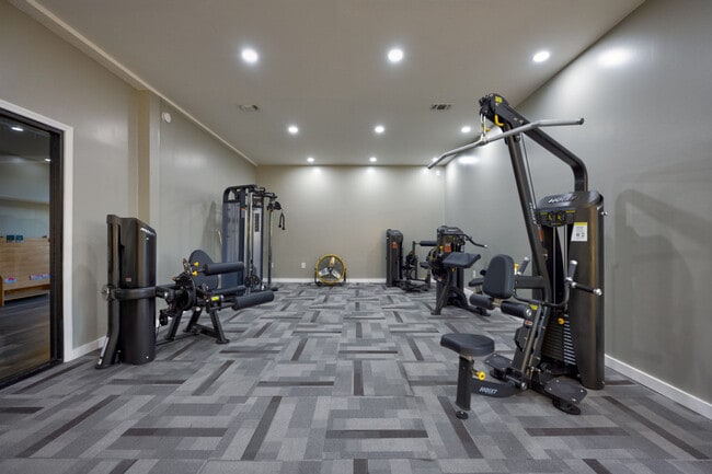 Building Photo - 17462 Front Beach Rd