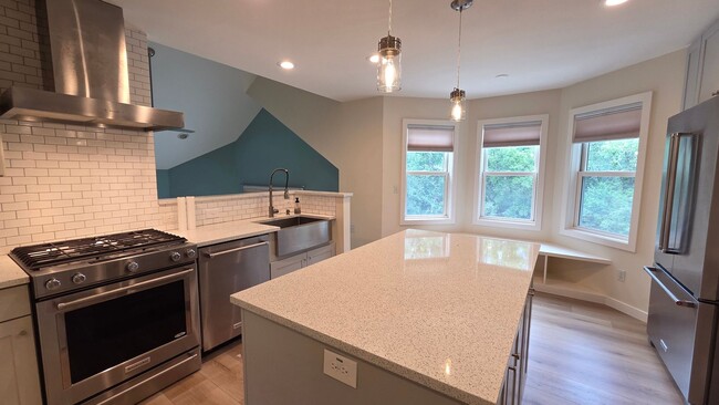 Building Photo - 5977 Scotswood Ct