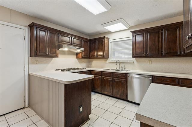 Building Photo - 2 Rivercrest Ct