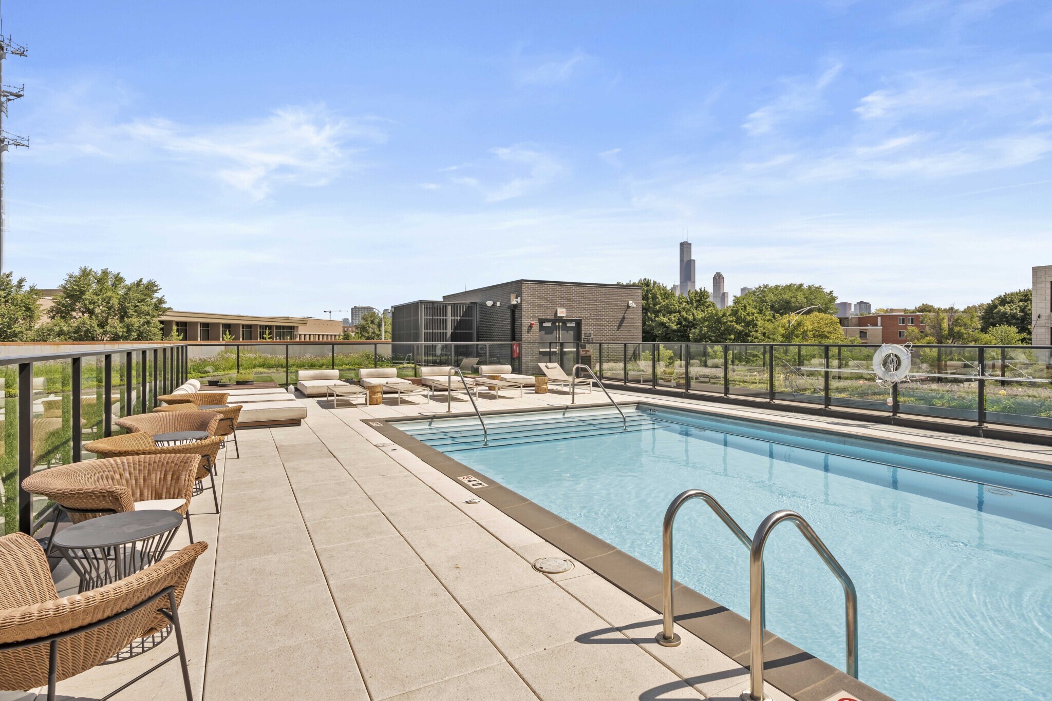 Building Photo - 1450 S Blue Island Ave