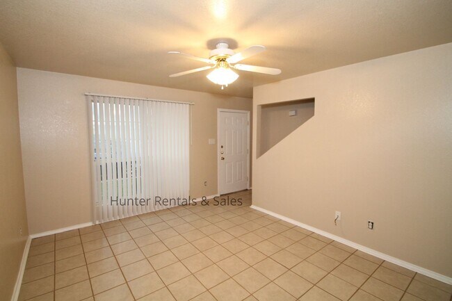 Building Photo - 4203 Alan Kent Dr