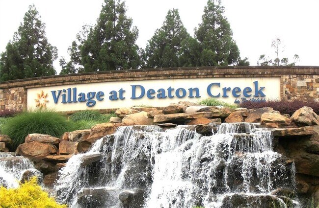 Building Photo - 6275 Brookside Ln