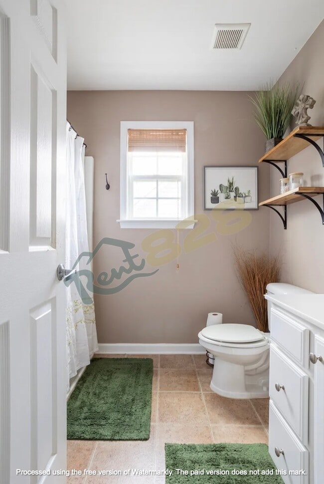 Building Photo - 28 Manderley Way