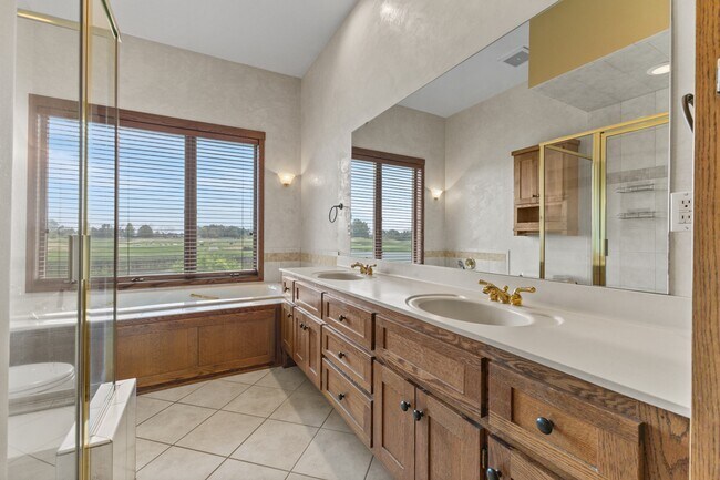 Building Photo - 11435 Kenyon Ct NE