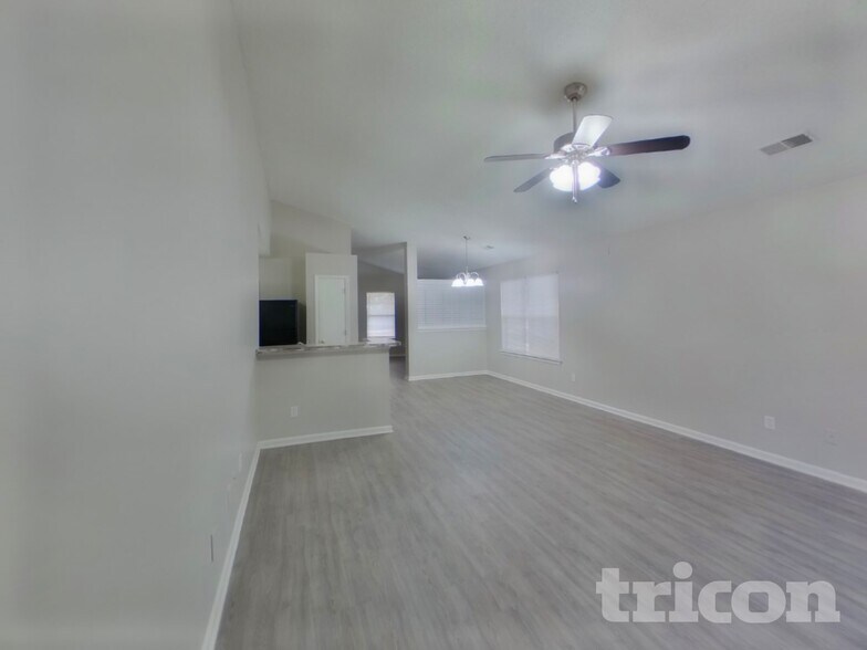 Building Photo - 22 Crimson Ct