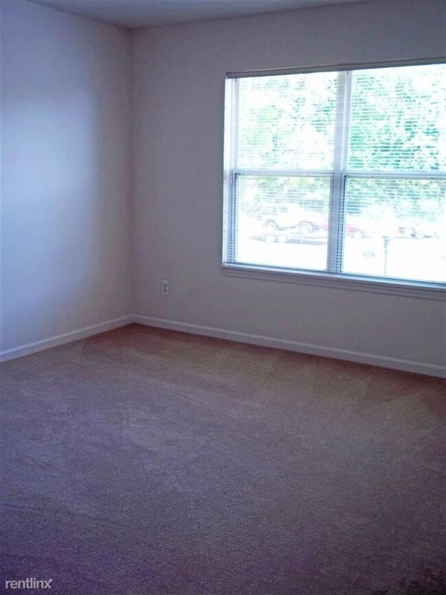 Building Photo - 2 br, 2 bath Condo - 1002 E Duncan St Apt 2C
