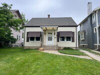 Building Photo - 226 S Cornell Cir