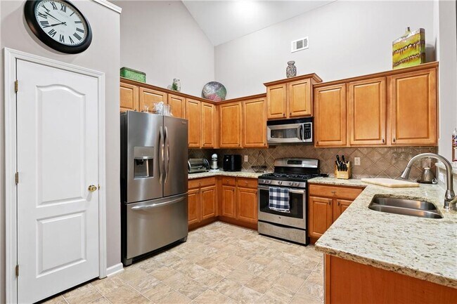 Building Photo - 5135 Fieldstone View Cir
