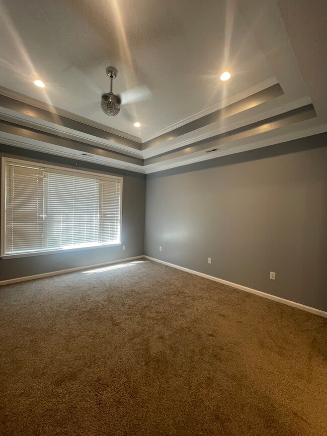 Building Photo - 237 Camden Lake Dr