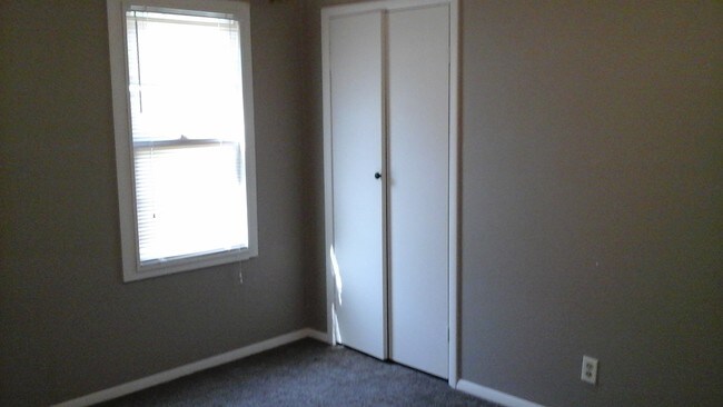 Building Photo - 1009 N 7th St