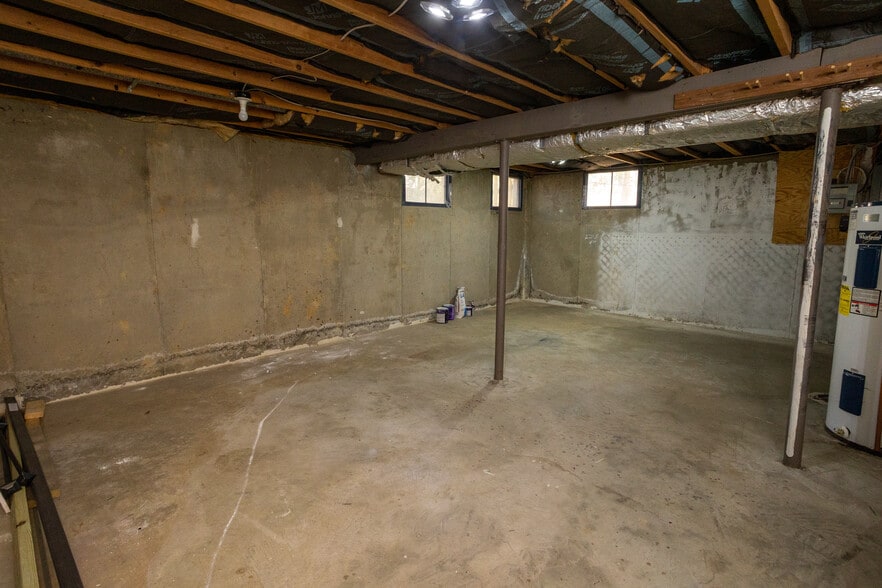 Basement - 16003 Fairway Dr