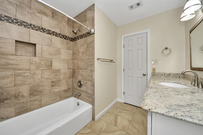 Building Photo - 5715 Braesvalley Dr