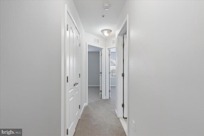 Building Photo - 9558 John Locke Wy