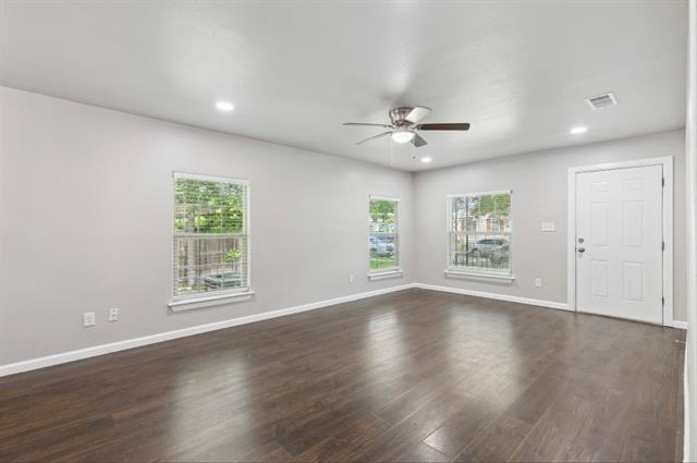 Building Photo - 4016 Winfield Ave